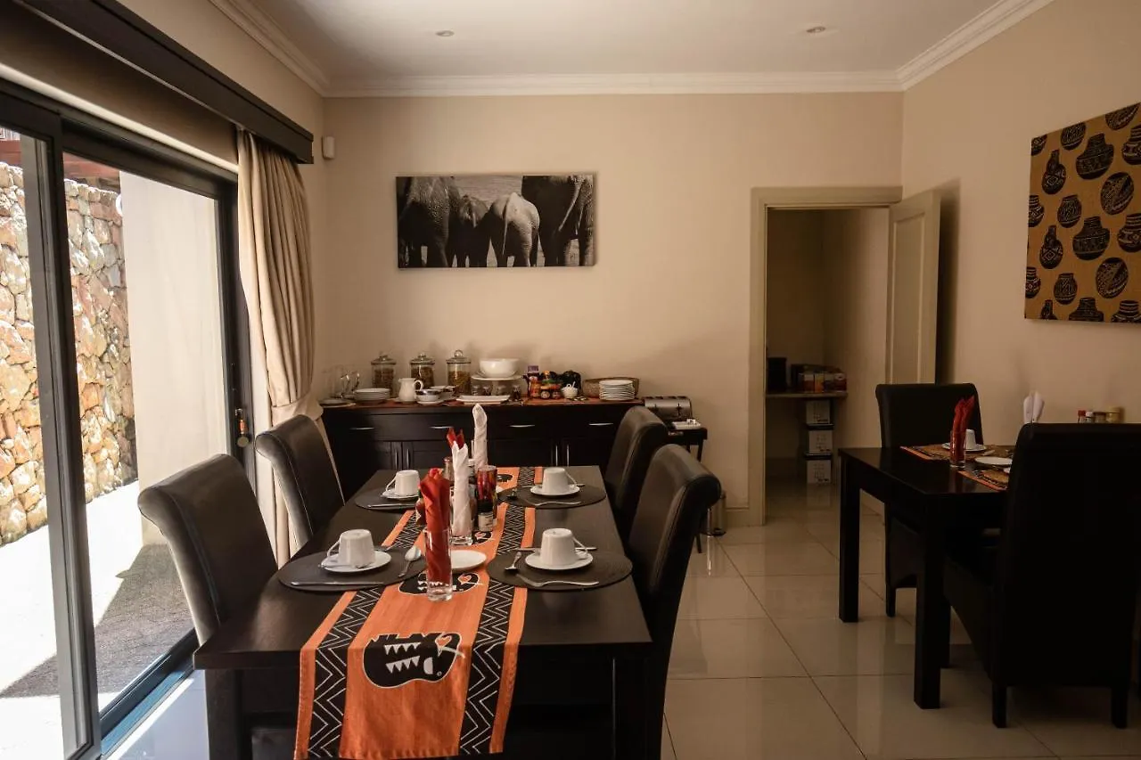 Simon'S Town Guest House